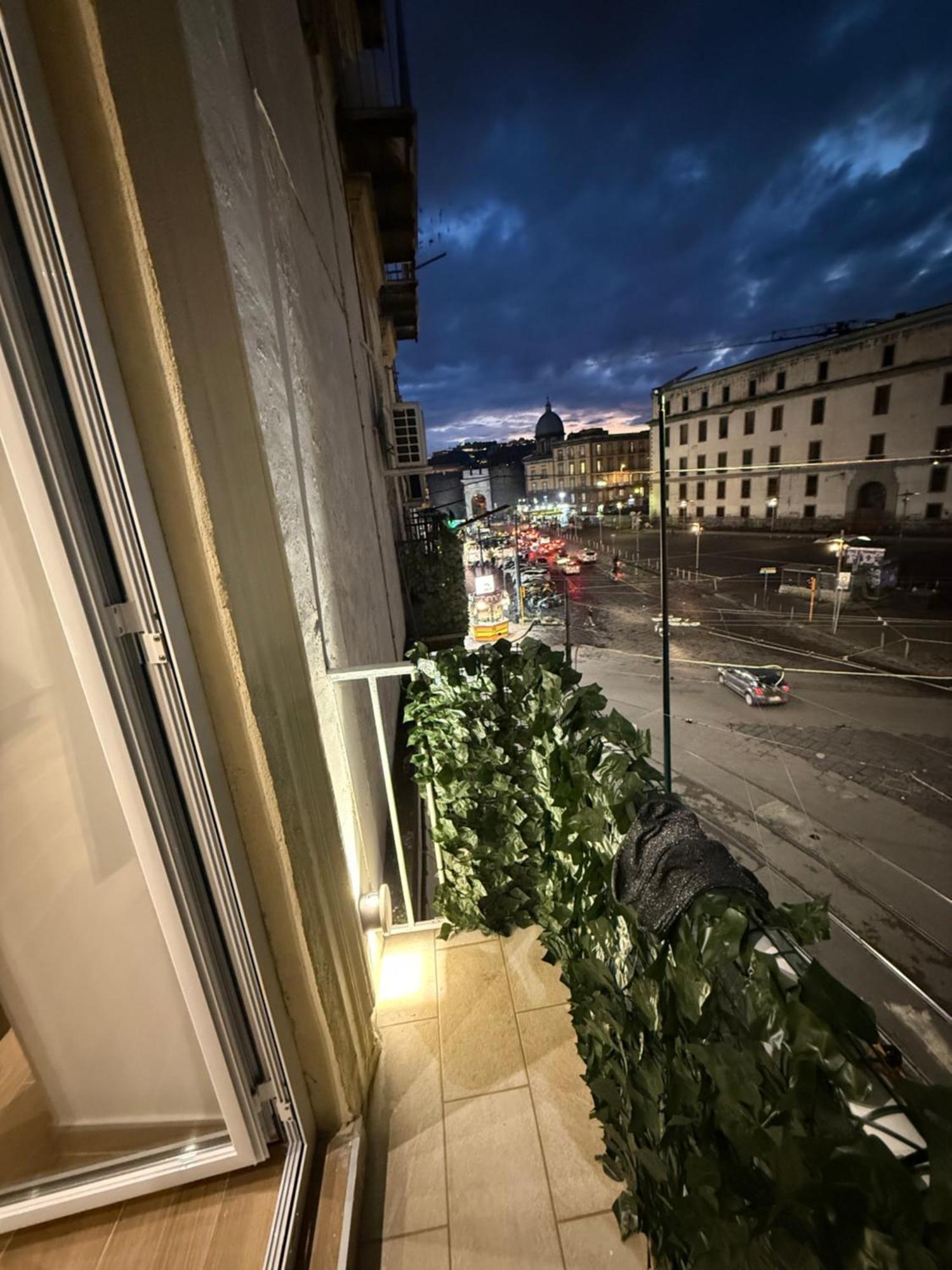 Отель Il Regno Di Napoli Экстерьер фото