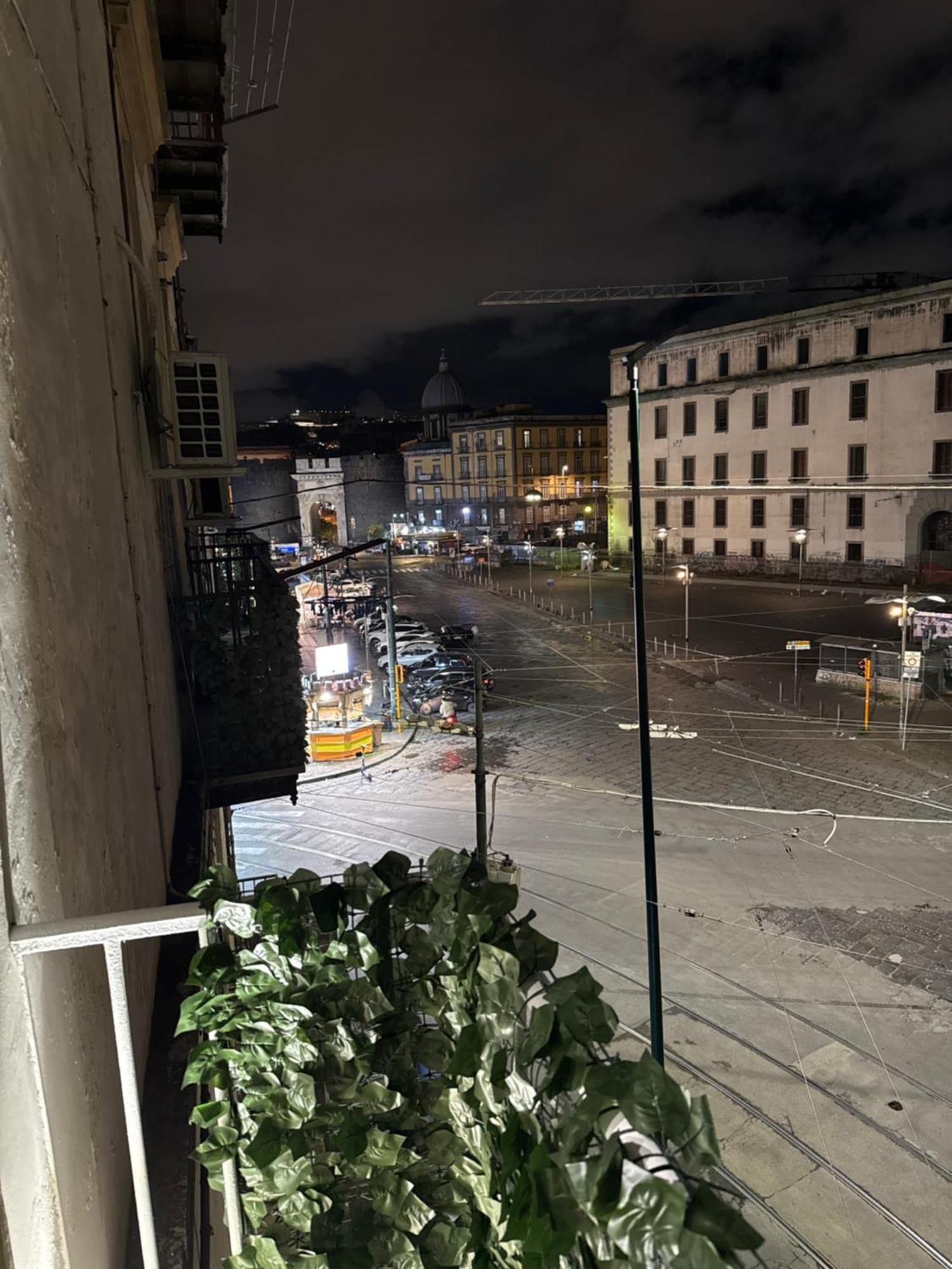 Отель Il Regno Di Napoli Экстерьер фото